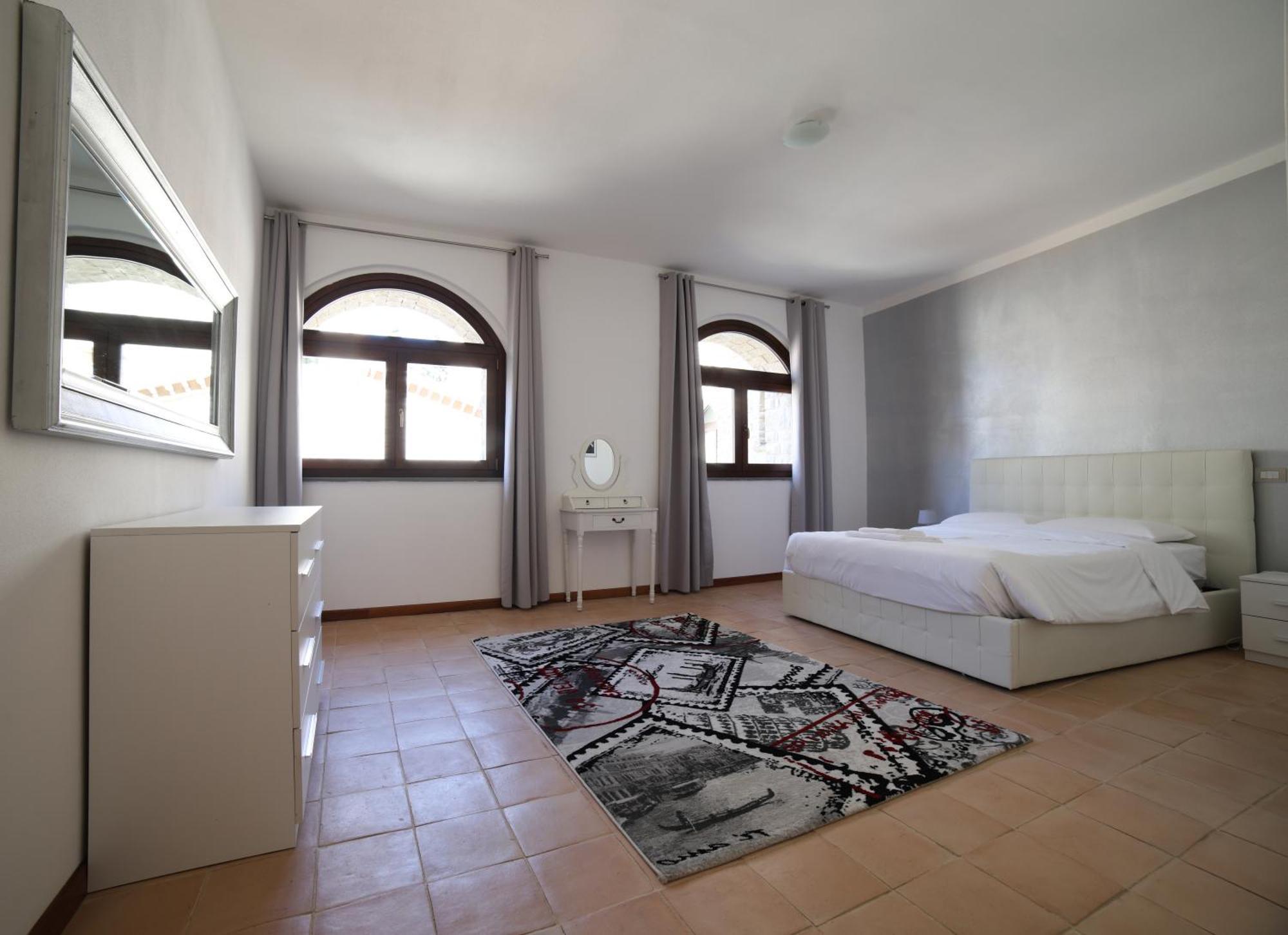 Ht Castello Di Campolongo Aparthotel Valfabbrica Luaran gambar